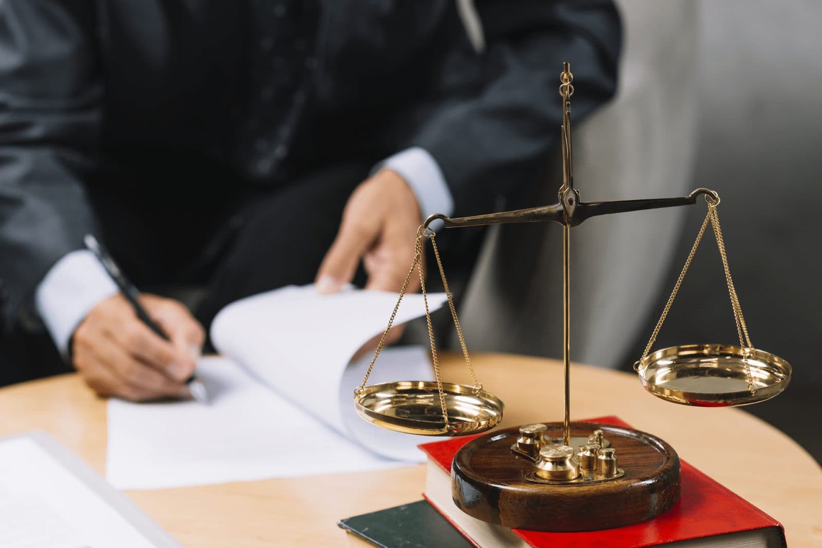 Tố tụng, đại diện tại Tòa án